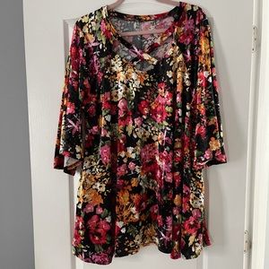 Crushed Velvet Floral Plus Size Swing Top, 3X